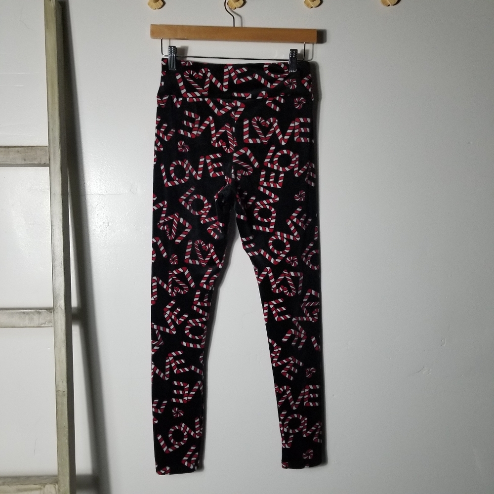 NO BOUNDARIES SOFT LOVE CANDY CANE LEGGINGS SIZE MEDIUM